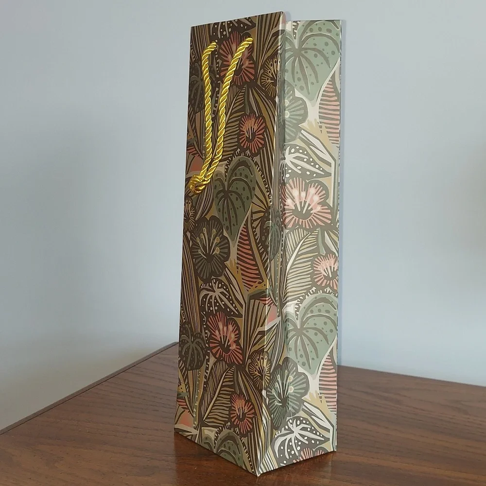 *🆕 Aurora Forum 12 Ct Tropical Floral Accent Tall Bags, Gold Handles & Tags NEW